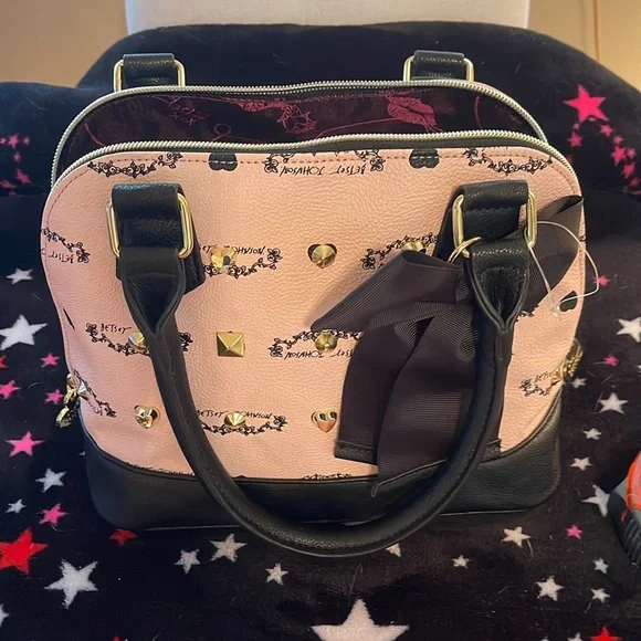 Betsey Johnson | Bags | Nwot Super Cute Betsey Johnson Bag  display picture 2